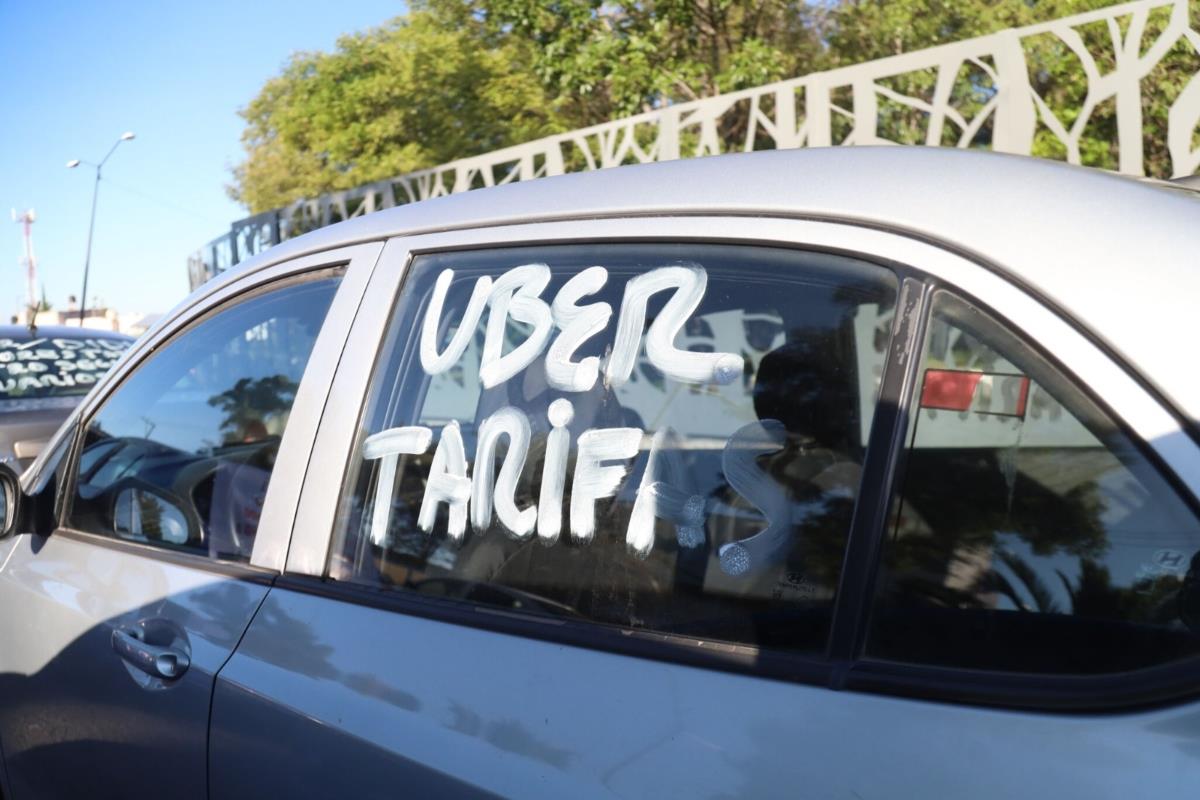 Protestas de Uber en Puebla Foto: Carlos Moreno