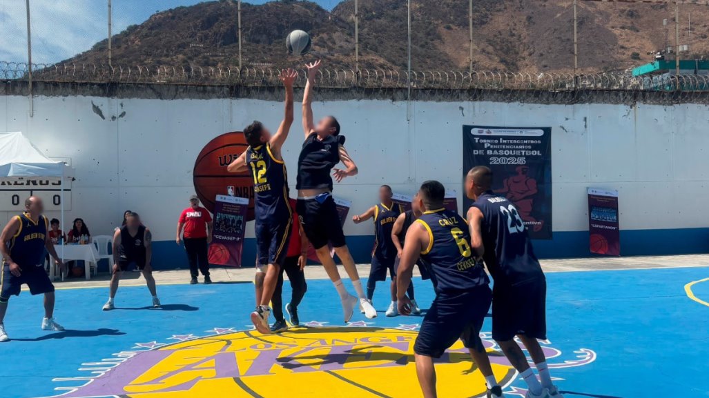 “Lakers” del reclusorio norte ganan torneo de basquetbol penitenciario en CDMX