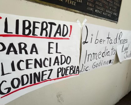 Maestros de Durango exigen liberación de trabajador de la SEED detenido; la justicia no es arma política, aseguran