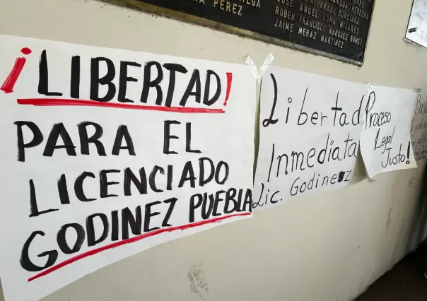 Maestros de Durango exigen liberación de trabajador de la SEED detenido; la justicia no es arma política, aseguran