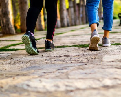 Correr o caminar, ¿cuál sería la mejor opción según la ciencia?