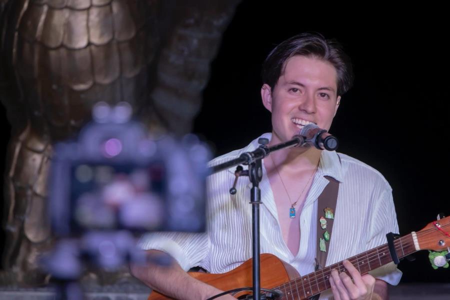 Derek AM, cantante yucateco con una propuesta innovadora