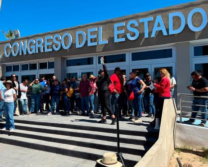 ¿Por qué protestaron los maestros de BCS frente al Congreso del Estado? Conoce las demandas y el acuerdo