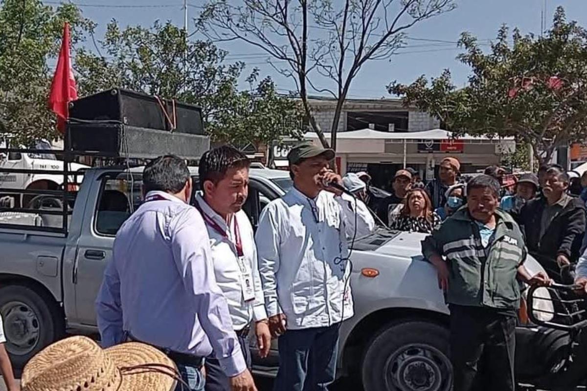 Ciudadanos protestando por la muerte de la mujer indígena en Puebla Foto: Carlos Moreno