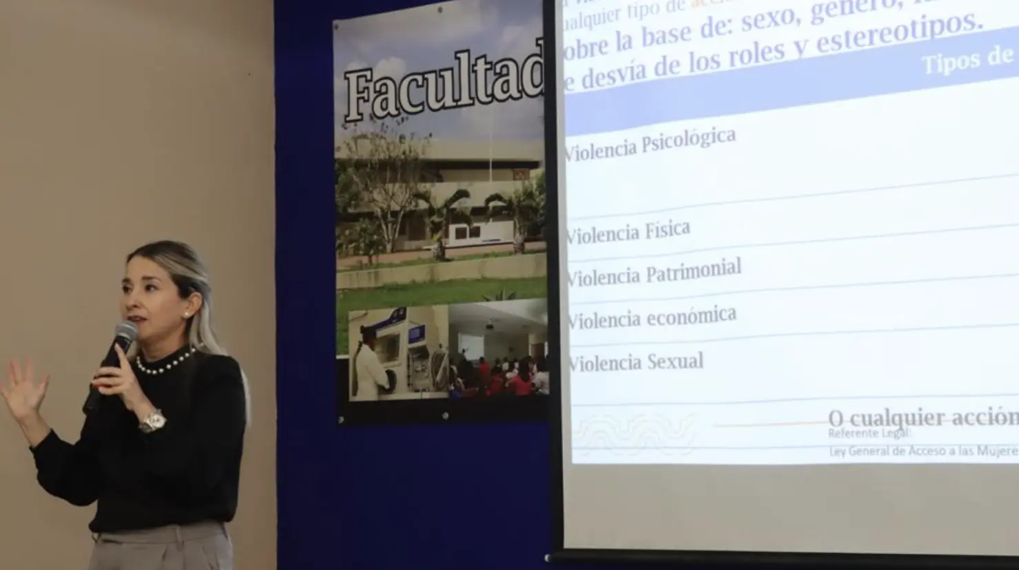 En el marco del mes de la “Perspectiva de Género”, se reallizó la conferencia Protocolo de Violencia de Género: Cómo y Cuándo Aplicarlo”. - Fuente UADY