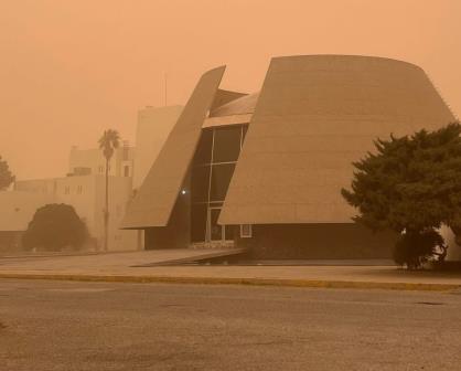 Tormentas de arena en Chihuahua provocan cierre de vialidades