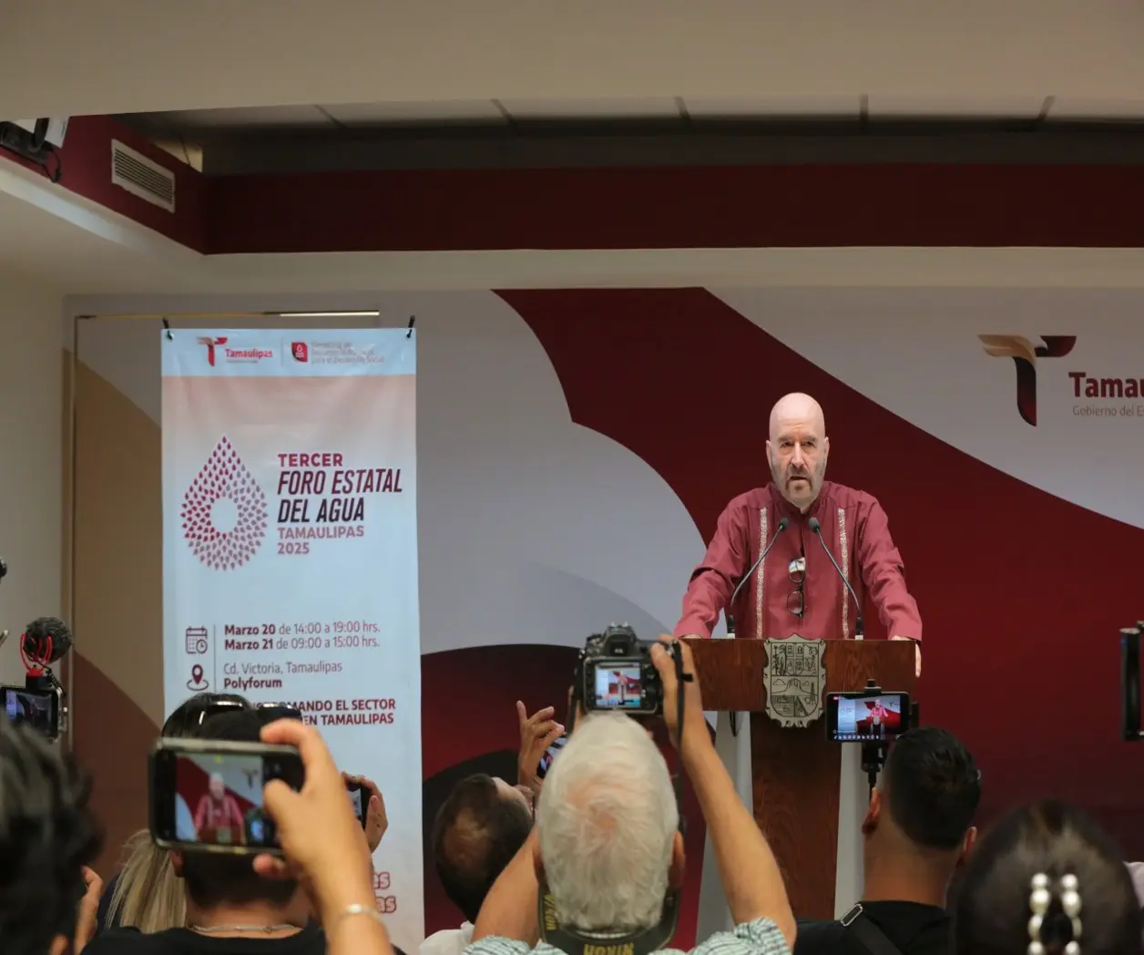 El secretario de Recursos Hidráulicos para el Desarrollo Social en Tamaulipas, Raúl Quiroga Álvarez, presentó las diferentes actividades que ha preparado la secretaría para sensibilizar a la población. Foto: Gobierno del estado