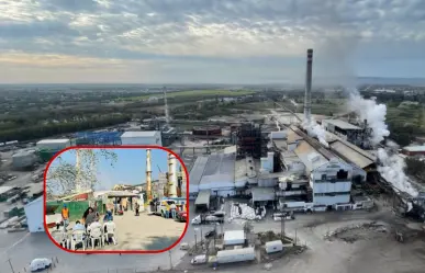 Cañeros bloquen las entradas al ingenio en El Mante, protestan ante la baja en los costos del azúcar.