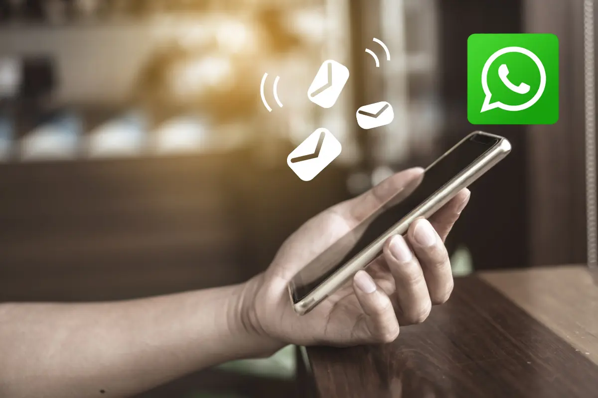 Con el fin de evitar el spam, WhatsApp limitará mensajes de difusión, promoviendo así una mejor interacción entre usuarios. Foto: Canva