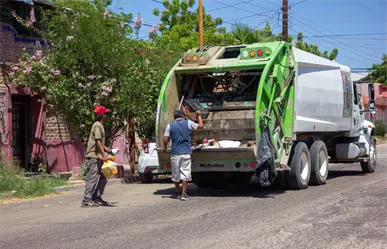 Habrá recolección de basura bajo protesta: Sindicalizados pegarán cartulinas a camiones