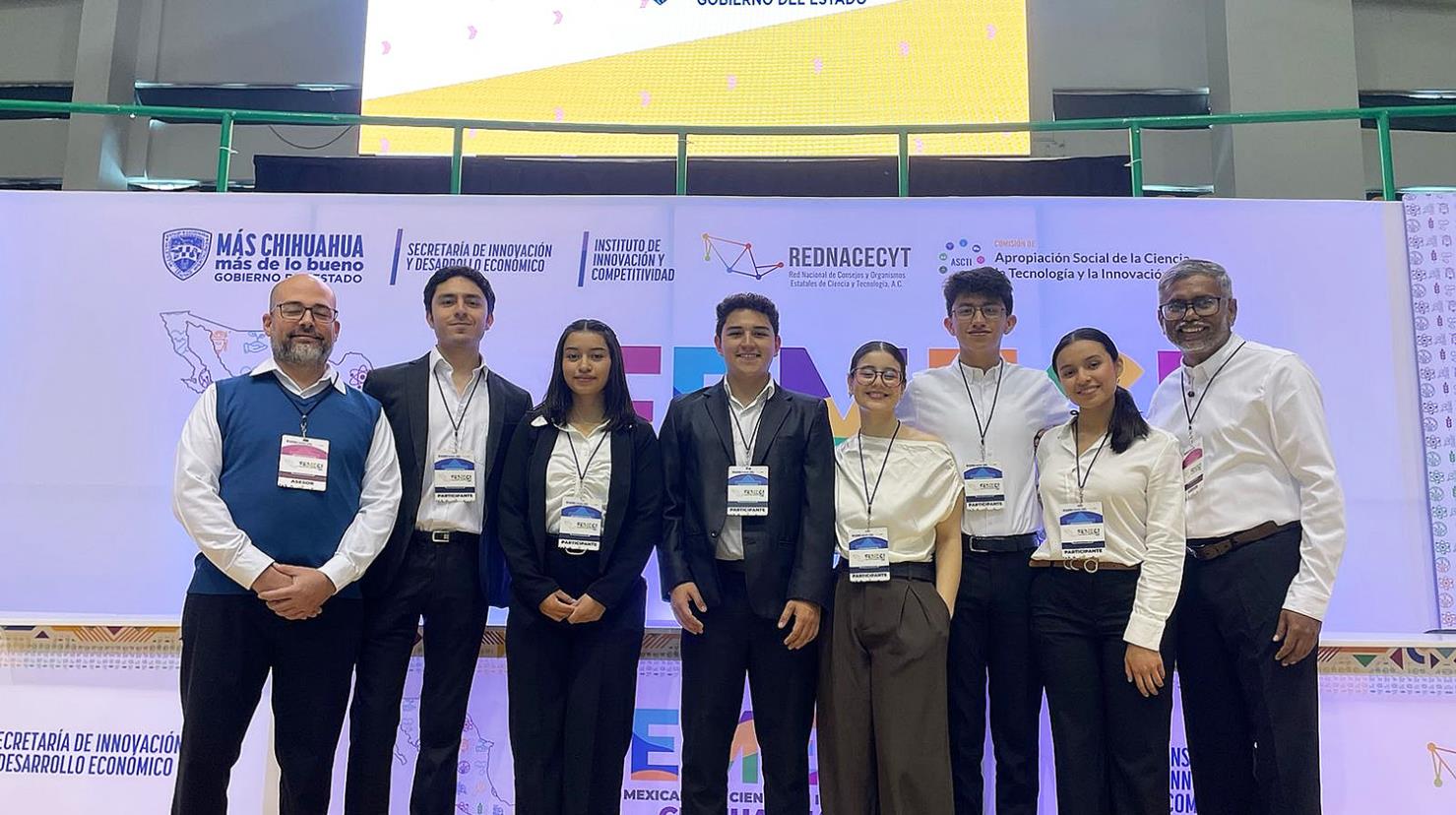 Ganan alumnos de la UAdeC la Feria Mexicana e Ciencias e Ingenierías en Coahuila. Foto de la UAdeC.