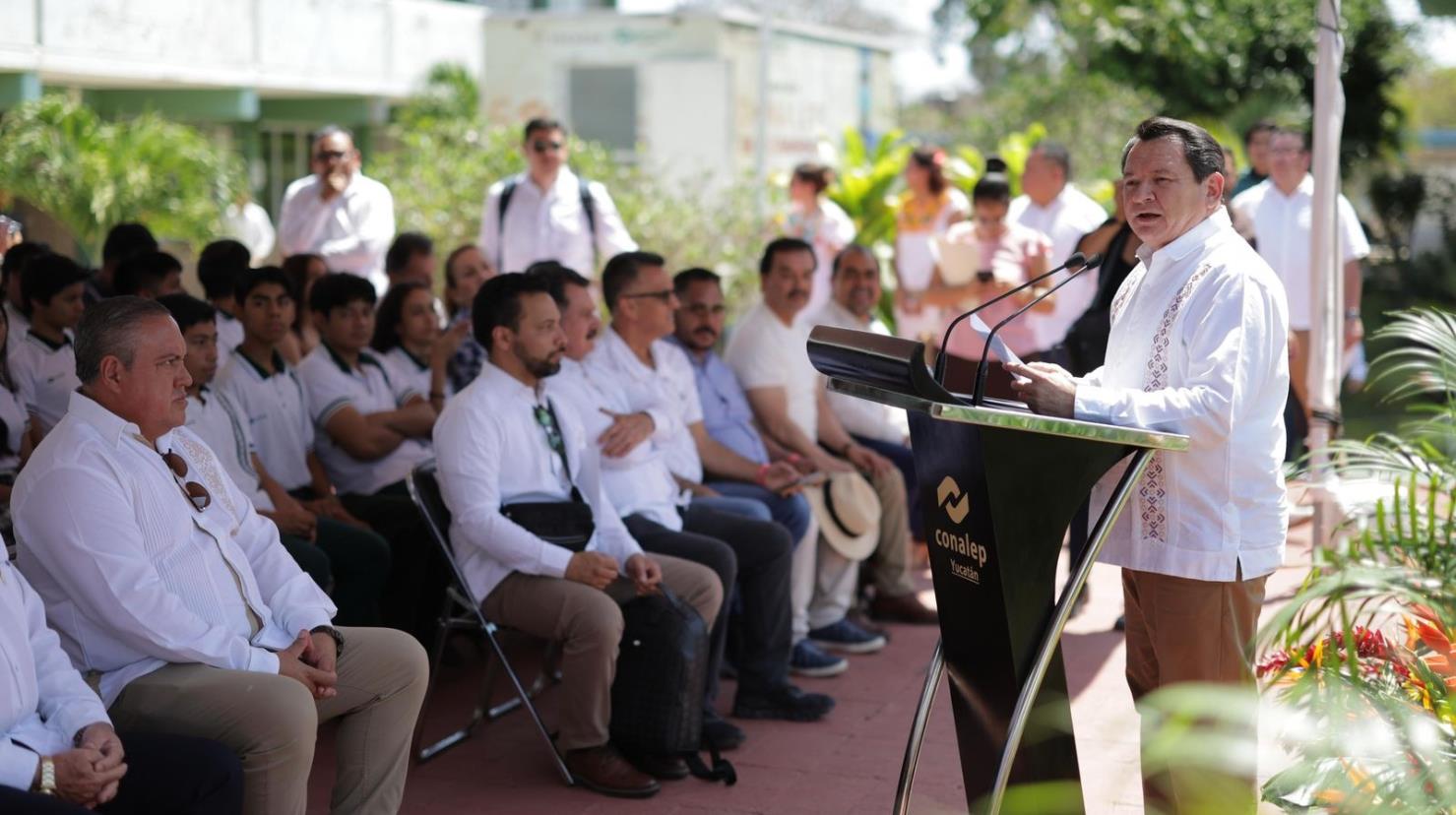 ¿Por qué el Conalep Mérida 2 lleva ahora el nombre de Ifigenia Martínez? Foto: Cortesía