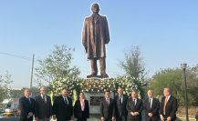 Félix Arratia encabeza ceremonia del 219 aniversario del natalicio de Benito Juárez