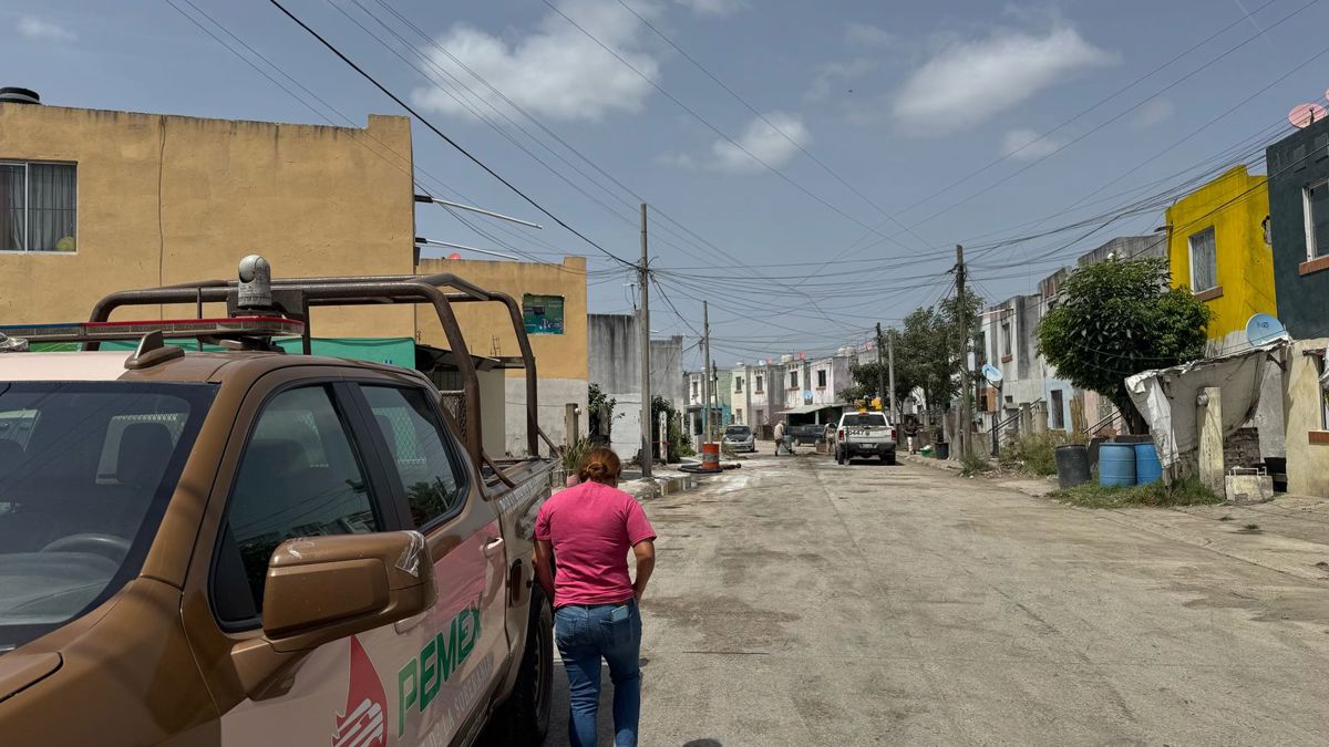 Marco Antonio Rodríguez, uno de los afectados, informó que la noche del miércoles los residentes de la zona afectada realizaron un plantón en la zona. Foto: Redes sociales 