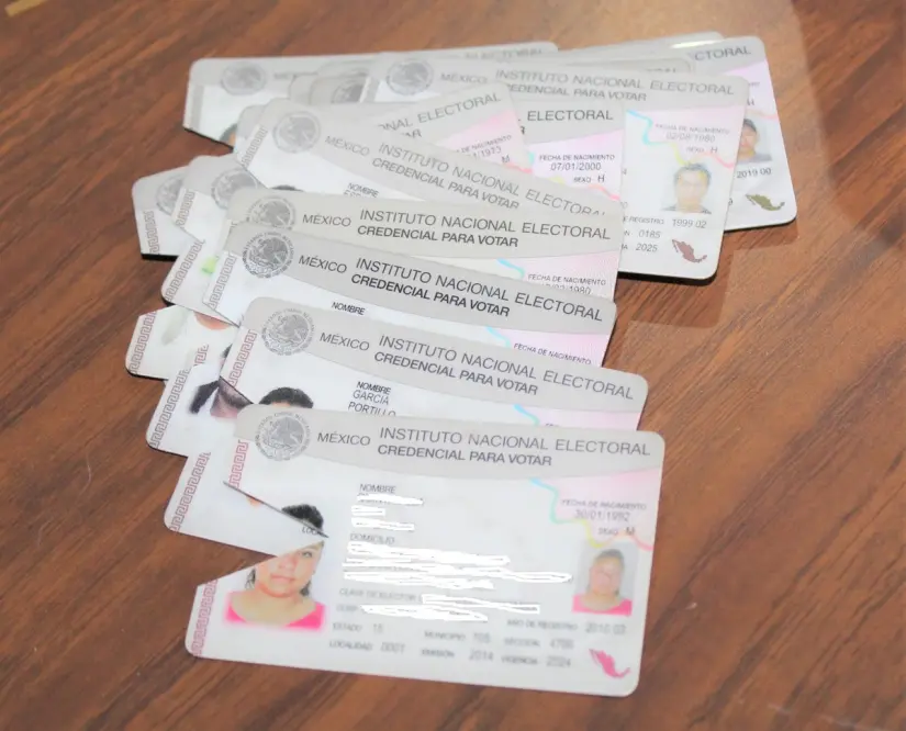 Quedarte sin tu credencial no solo limita tu derecho fundamental al voto, sino que también te excluye del proceso de renovación del Poder Judicial. Foto: Redes Sociales