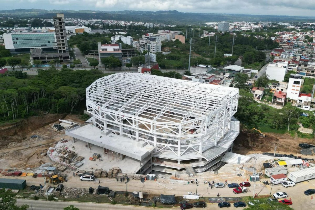 La remodelación de estos estadios lleva más de dos años.