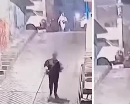 VIDEO | Mujer escapa de intento de secuestro en Naucalpan