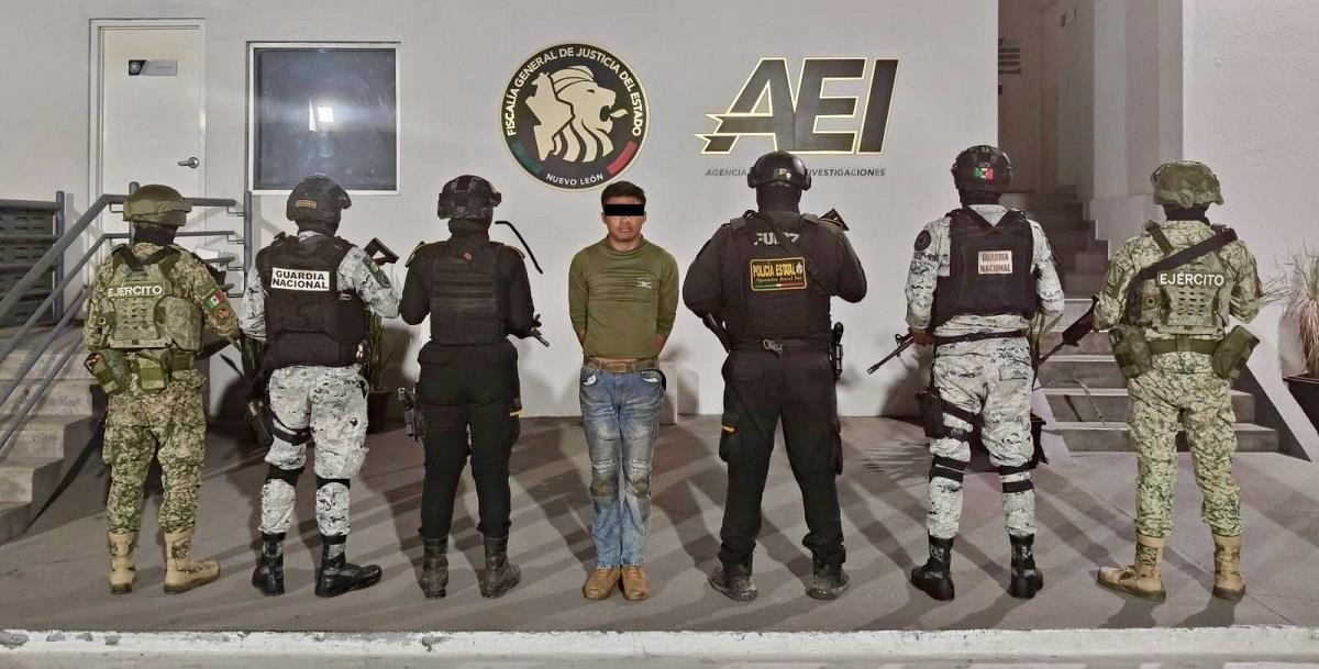 Fuerza Civil junto con la Guardia Nacional capturan a generador de violencia en Allende. Foto: Fuerza Civil.