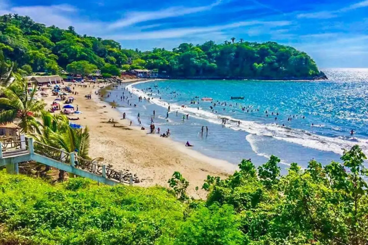 Playa Platanitos es una zona protegida para preservar su área natural y las tortugas marinas. Foto: FB Las Varas Nayarit