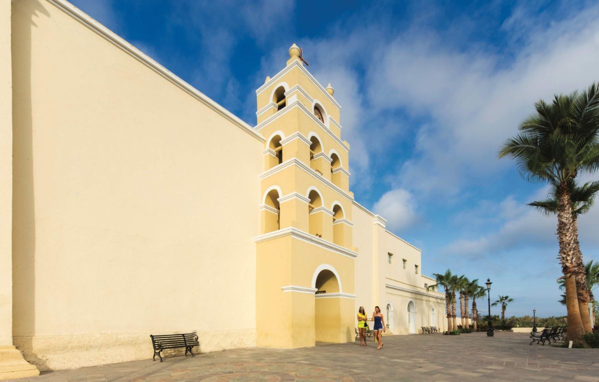 Nueva capilla en Todos Santos ofrece un espacio de reflexión en el corazón del desierto. Foto: México Desconocido