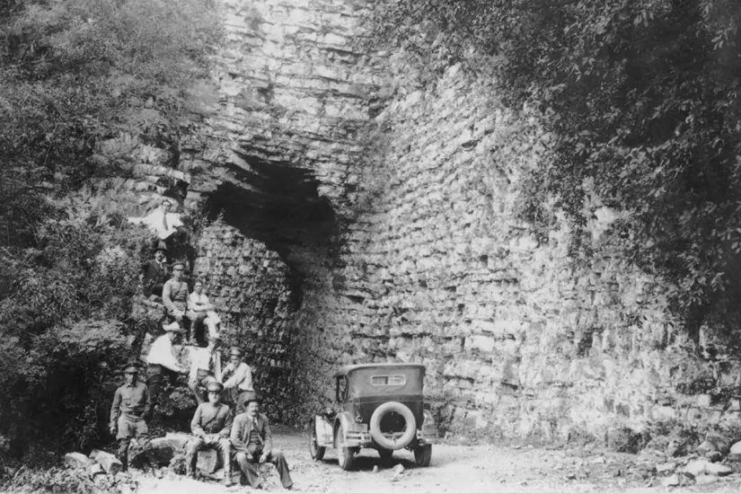 El Cerro Agujerado forma parte del Camino Nacional Carretero, un antiguo entramado de caminos mandado construir por el ex presidente Porfirio Díaz. Foto: Daniel Espinoza