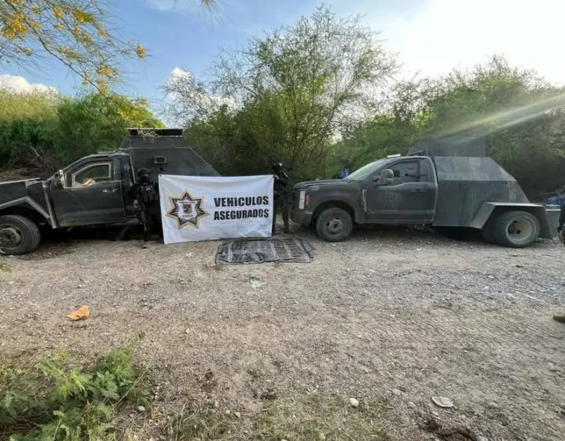 En el municipio de Méndez, personal del Ejército Mexicano localizó y aseguró un vehículo con blindaje artesanal. Foto: Redes sociales