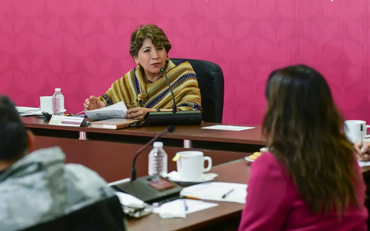 Mesa de Coordinación para la Construcción de la Paz para el Edomex. Foto: X/@delfinagomeza (Canva)