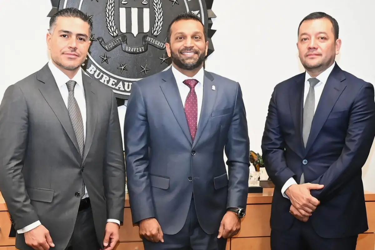 Omar García Harfuch, Francisco Almazán Barocio y Kash Patel. Créditos: X (@FBI).