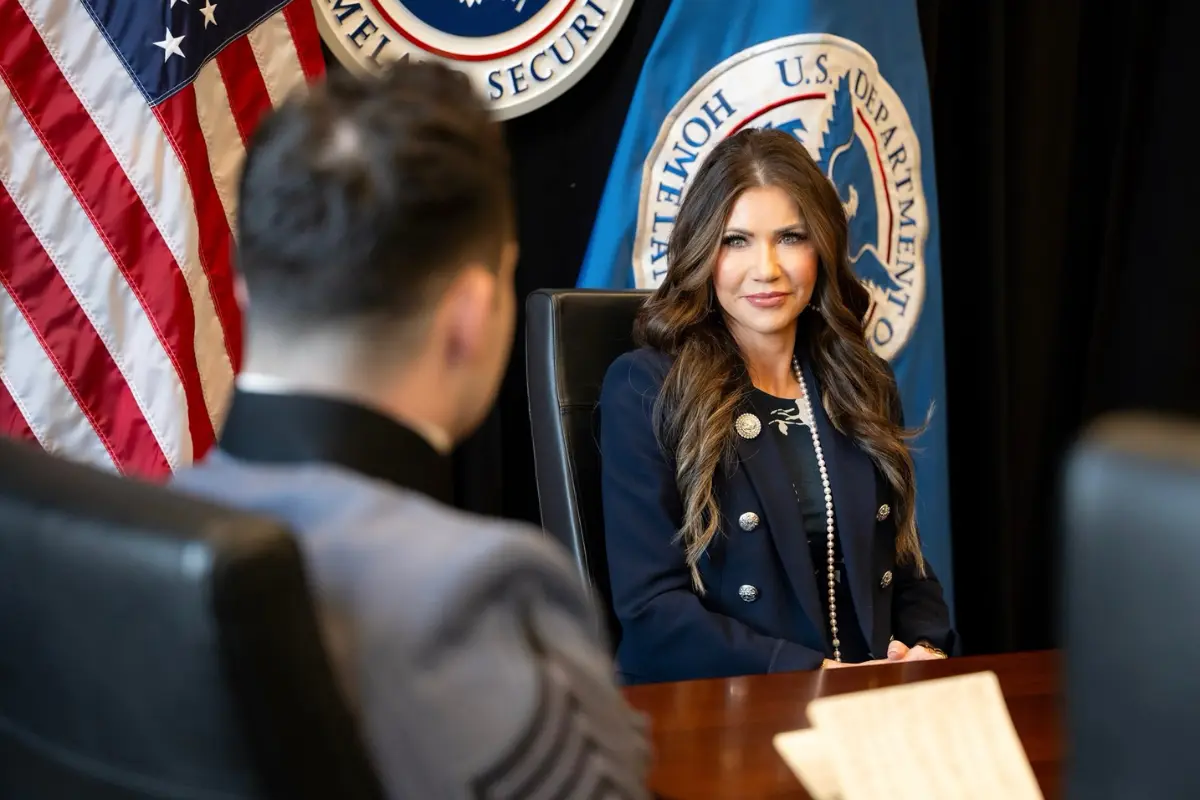 Créditos: @Sec_Noem