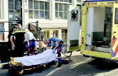 Cinco personas resultan heridas en un apuñalamiento en Ámsterdam