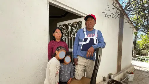 VIDEO | Atropellan a hombre junto a esposa e hijas; piden ayuda para encontrar al responsable