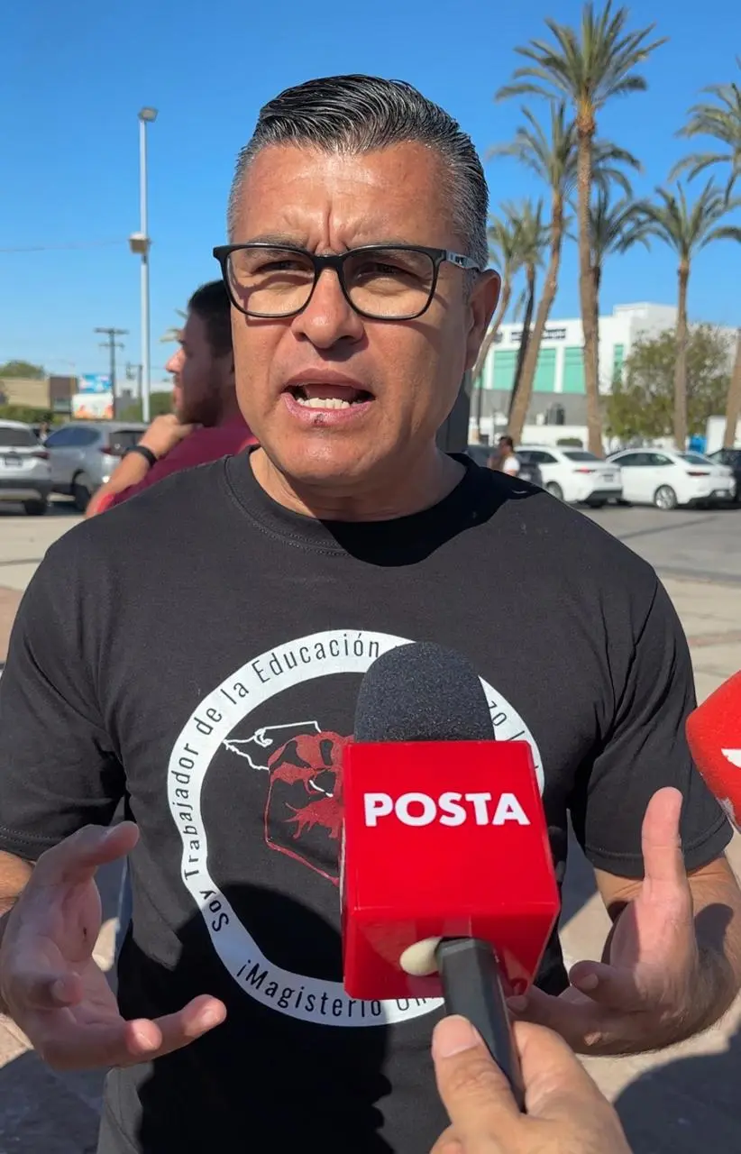 imagen recuadro Carlos Betancourt, líder del movimiento magisterial. Foto: Joel Cosío/POSTA BCS.