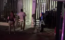 VIDEO | Pelea por herencia desata caos en negocio del centro de Monterrey