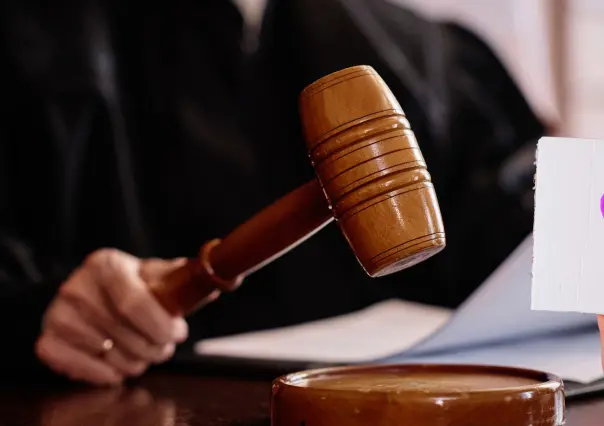 Buscan quitar la custodia a padres acusados de feminicidio en BCS