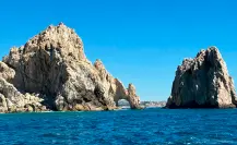 Cárcel y una multa elevada por escalar rocas cerca de El Arco de Cabo San Lucas