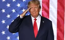 Donald Trump responde a China tras la imposición del 34% de aranceles