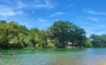 El río que está a 15 minutos de Victoria y es una gran opción para divertirte en familia