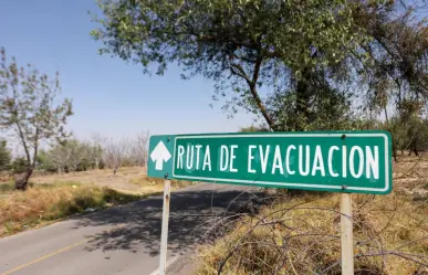 Renuevan señalización en rutas de evacuación del Volcán Popocatépetl
