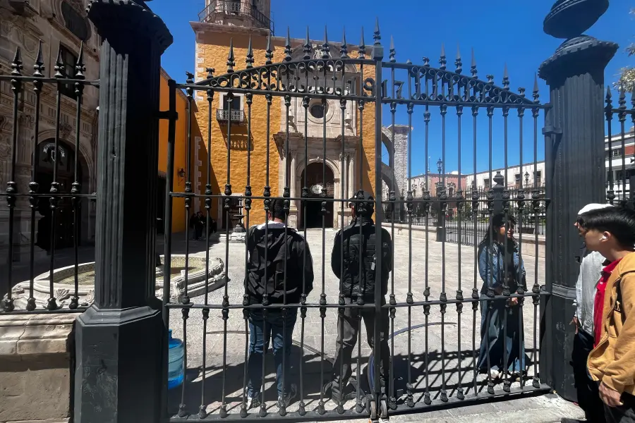 Elecciones FEUD; continúa la novela, Central de la UJED permanece tomado por estudiantes 