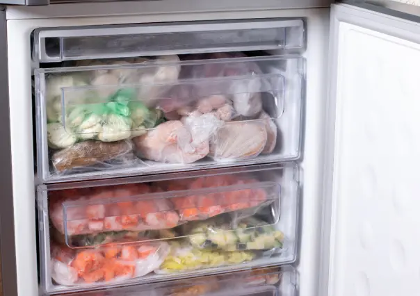 ¡Ni se te ocurra! Estos 5 alimentos no se deben congelar para evitar que se pudran