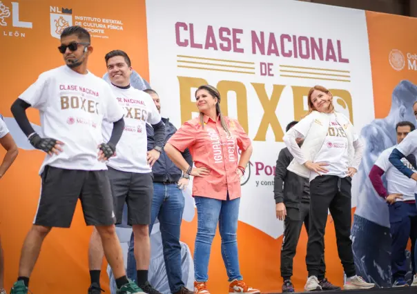 Participan 400 atletas en clase nacional de boxeo en centros comunitarios