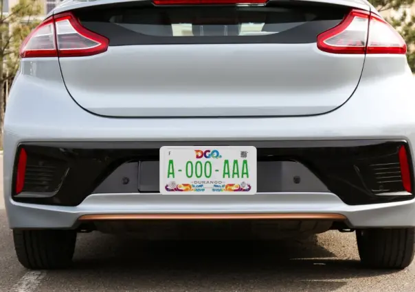 Esto es lo que pagas en abril si debes 5 años o más para actualizar tus placas de Durango