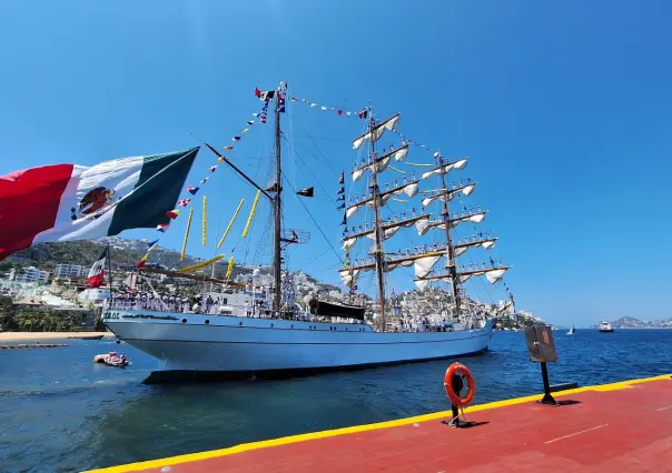Zarpa de Acapulco el buque Escuela ARM "Cuauhtémoc", visitará 22 puertos en 15 países.