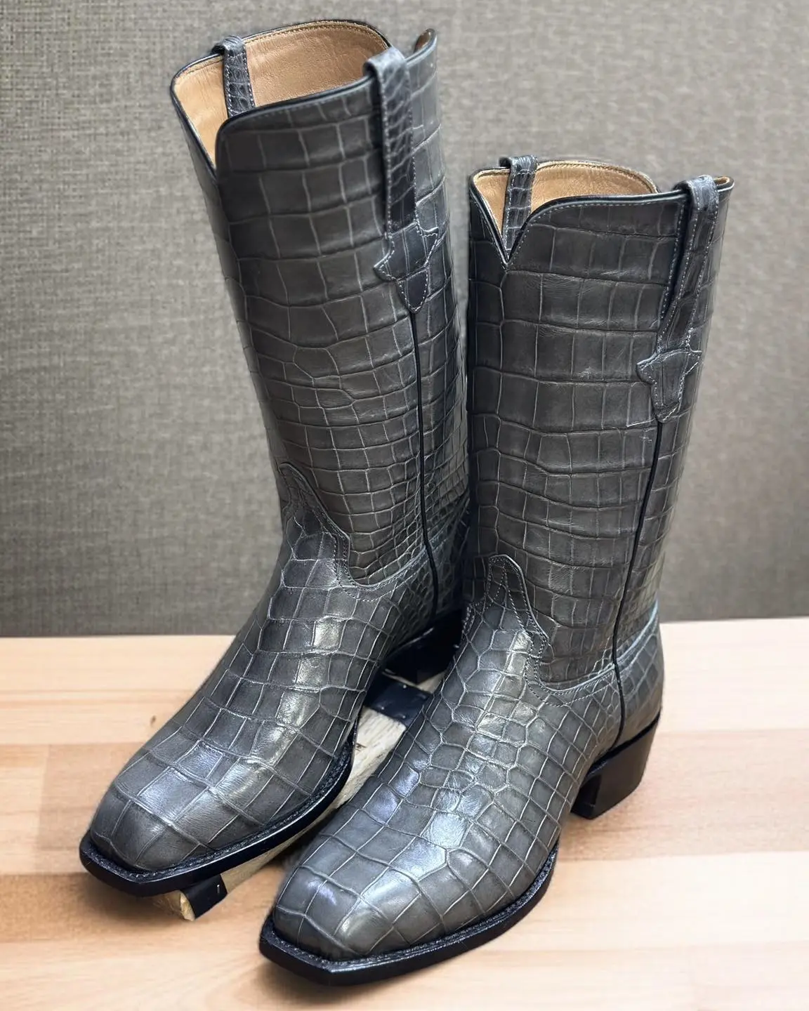 Aunque su sede principal se encuentra en Ciudad Mier, Tamaulipas, Don Cuco’s Boots cuenta con presencia en otras ciudades clave del estado. Foto: Facebook Don Cuco’s Boots