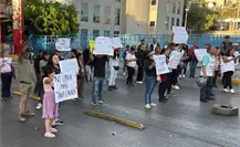 VIDEO |  Bloqueo en la vía José López Portillo por joven desaparecida el 7 de abril