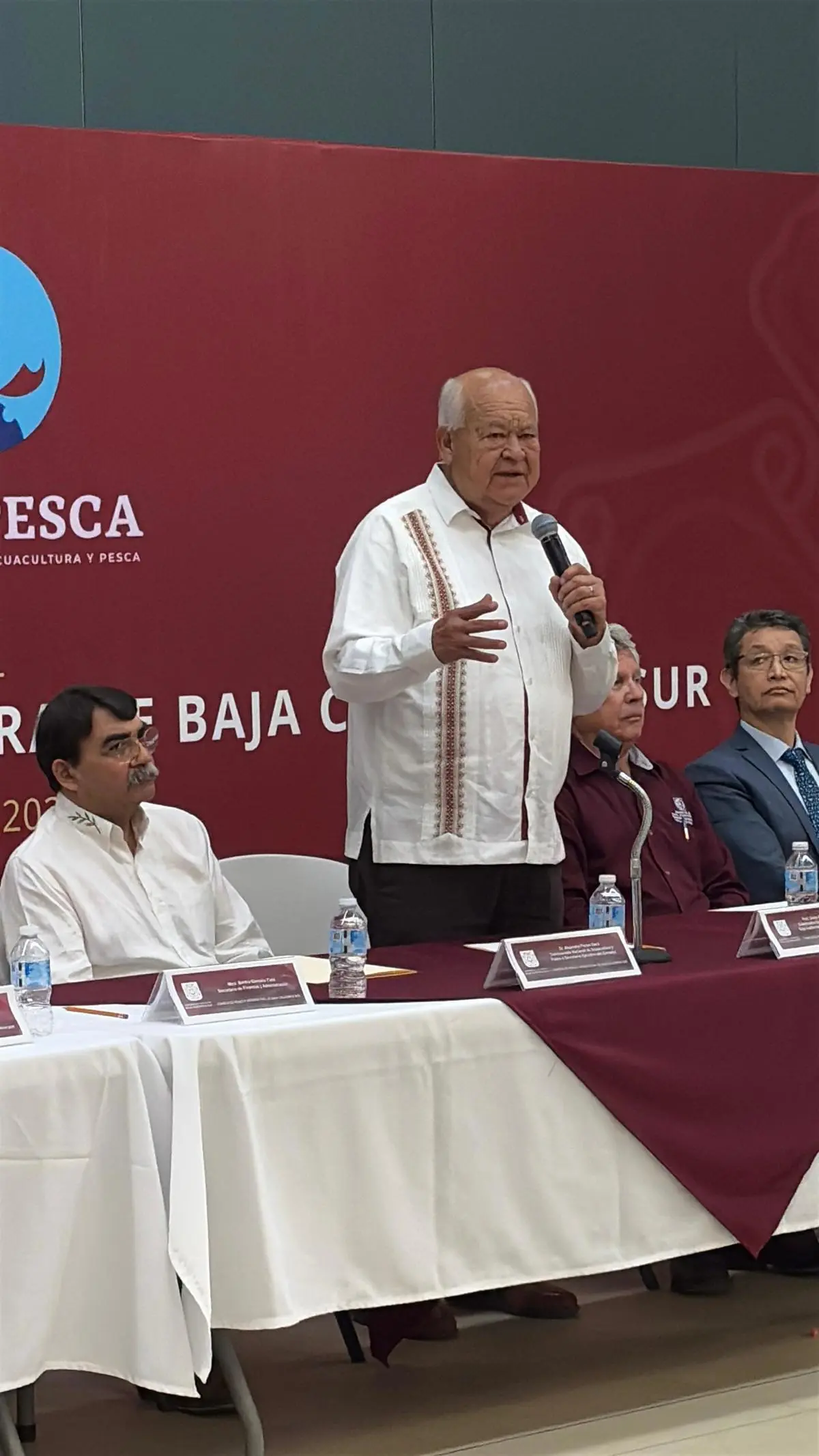 imagen recuadro Víctor Castro, gobernador de BCS. Foto: Joel Cosío/POSTA BCS.