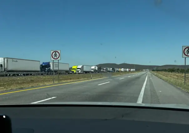 Accidente en la Laredo-Monterrey afecta la circulación vehicular