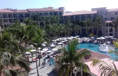 ¿Sabes cuántos hoteles y cuartos para hospedaje hay en BCS?