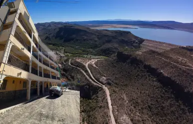 Conoce el hotel secreto que se localiza en una de las presas más grandes de Durango