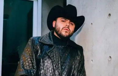 Revelan videos de Gerardo Ortiz, interpretando narcocorridos en la Feria de Texcoco